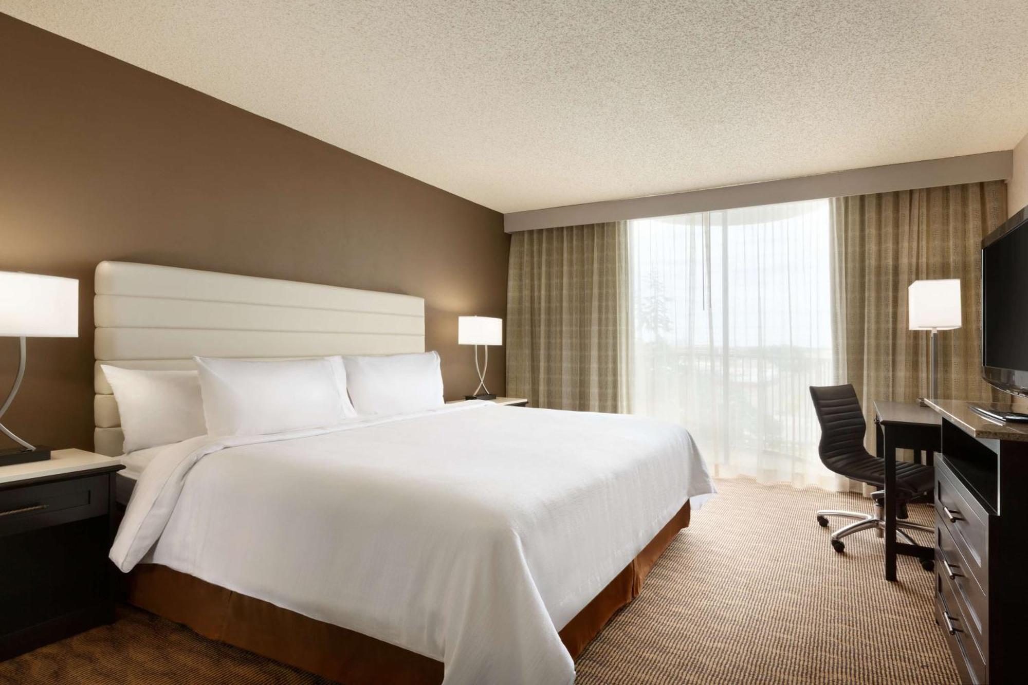 Embassy Suites By Hilton Oklahoma City Will Rogers Airport Exterior foto